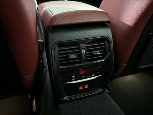 Certified 2023 BMW i4 eDrive35 w/ Premium Package RWD image 31