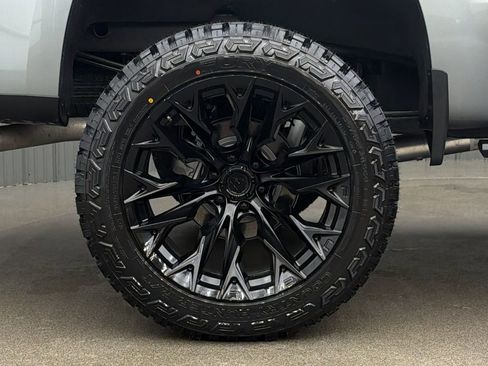 Used 2026 Chevrolet Silverado 1500 RST w/ All Star Edition Plus AWD/4WD image 11