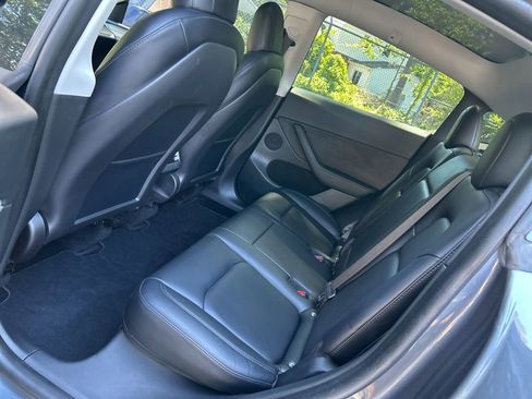 Used 2023 Tesla Model Y Performance AWD/4WD image 23