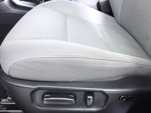 Used 2020 Toyota Tacoma SR5 image 30