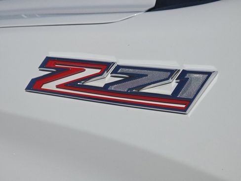 Used 2022 Chevrolet Silverado 1500 LT Trail Boss image 22