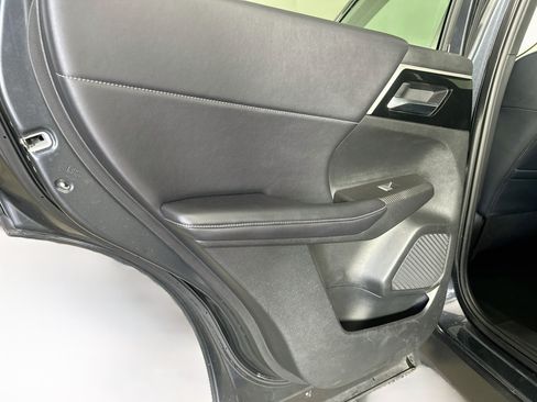 Used 2024 Mitsubishi Outlander SE AWD/4WD image 27