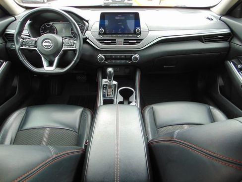 Used 2024 Nissan Altima 2.5 SR FWD image 22