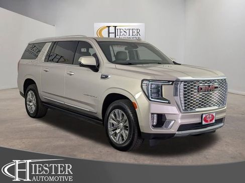 Used 2023 GMC Yukon XL Denali w/ Max Trailering Package image 1