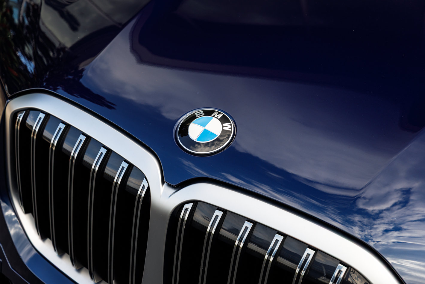 Used 2025 BMW ALPINA XB7 AWD/4WD image 4