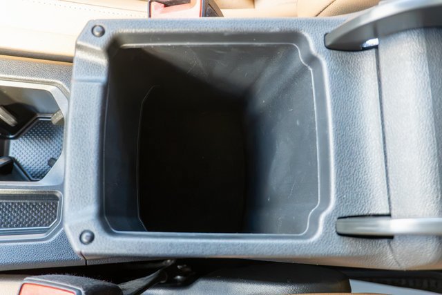 Used 2023 Volkswagen Tiguan SE AWD/4WD image 31