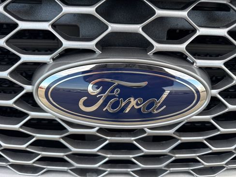 Certified 2023 Ford Edge SEL w/ Convenience Package image 13