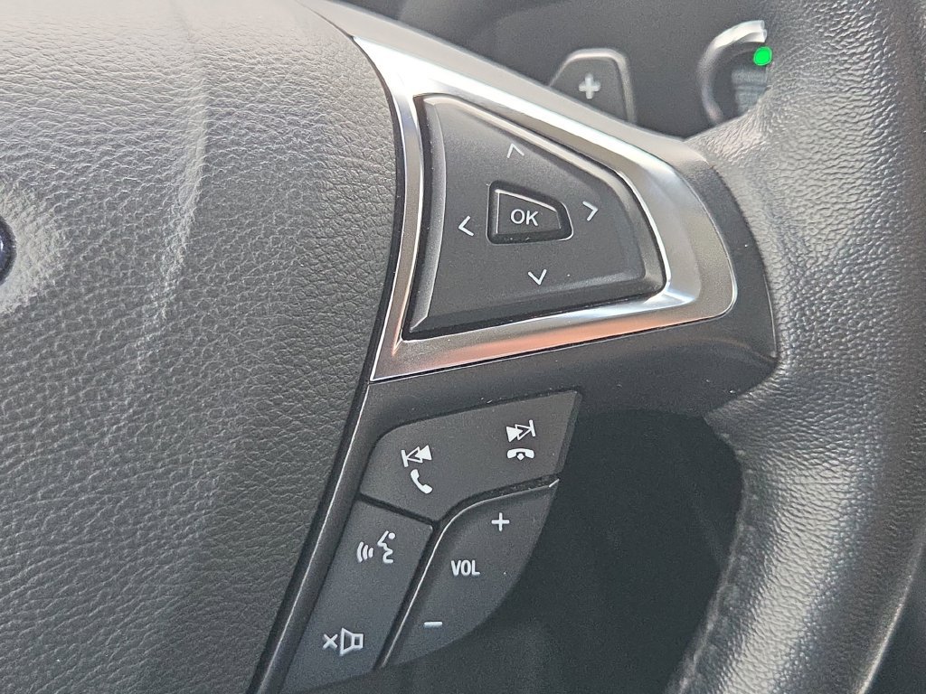 Used 2018 Ford Edge SEL w/ Equipment Group 201A AWD/4WD image 32