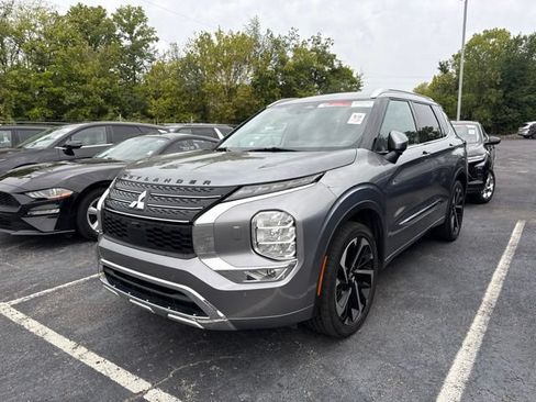 Used 2022 Mitsubishi Outlander SEL AWD/4WD image 4
