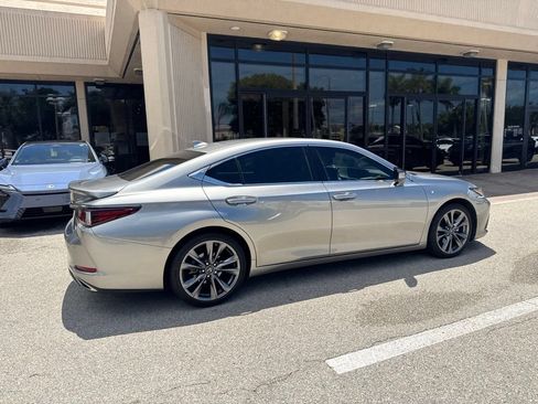 Used 2019 Lexus ES 350 F Sport w/ Accessory Package 2 FWD image 6