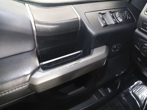 Used 2019 Ford F150 Raptor w/ Equipment Group 802A Luxury AWD/4WD image 33