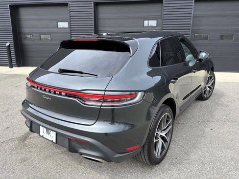 Used 2025 Porsche Macan image 10