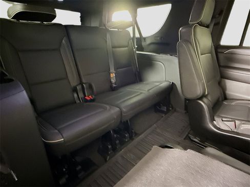 Used 2024 GMC Yukon XL SLT w/ SLT Luxury Package image 21