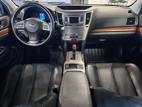 Used 2013 Subaru Outback 2.5i Limited w/ Moonroof Pkg AWD/4WD image 19