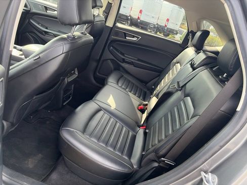 Used 2023 Ford Edge SEL w/ Convenience Package AWD/4WD image 10