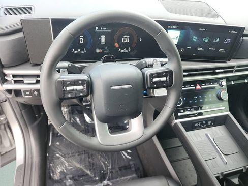Used 2024 Hyundai Santa Fe SEL FWD image 34