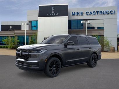 New 2025 Lincoln Navigator Reserve w/ Jet Appearance Package
