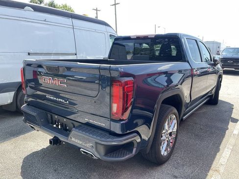 Used 2023 GMC Sierra 1500 Denali w/ Denali Reserve Package AWD/4WD image 13