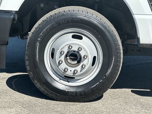Certified 2025 Ford F350 XL w/ XL Driver Assist Package AWD/4WD image 22