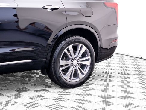 Certified 2025 Cadillac XT6 Premium Luxury w/ Platinum Package AWD/4WD image 38