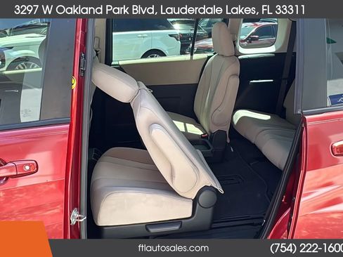 Used 2015 MAZDA MAZDA5 Sport FWD image 24