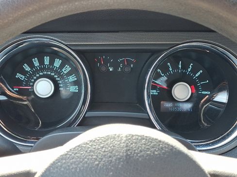 Used 2012 Ford Mustang Coupe RWD image 21