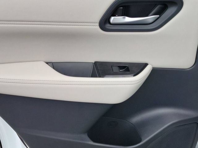 New 2026 Nissan Rogue Dark Armor FWD image 11