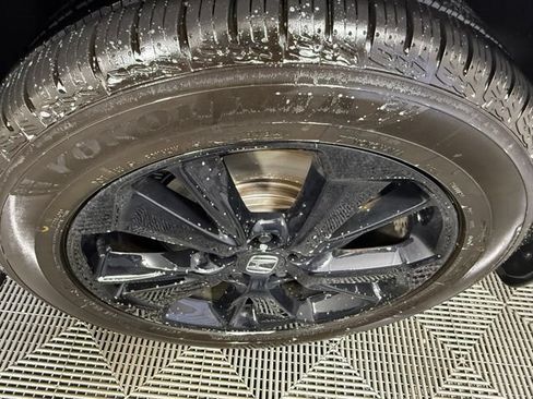 Used 2024 Honda Odyssey Sport image 14