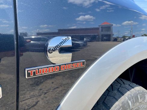 Used 2015 RAM 2500 Laramie w/ Convenience Group AWD/4WD image 30
