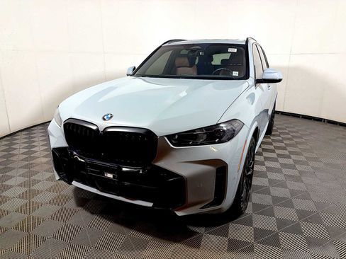 Certified 2024 BMW X5 xDrive40i w/ Executive Package AWD/4WD image 3