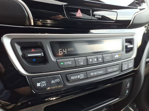 Used 2024 Honda Passport Black Edition image 31