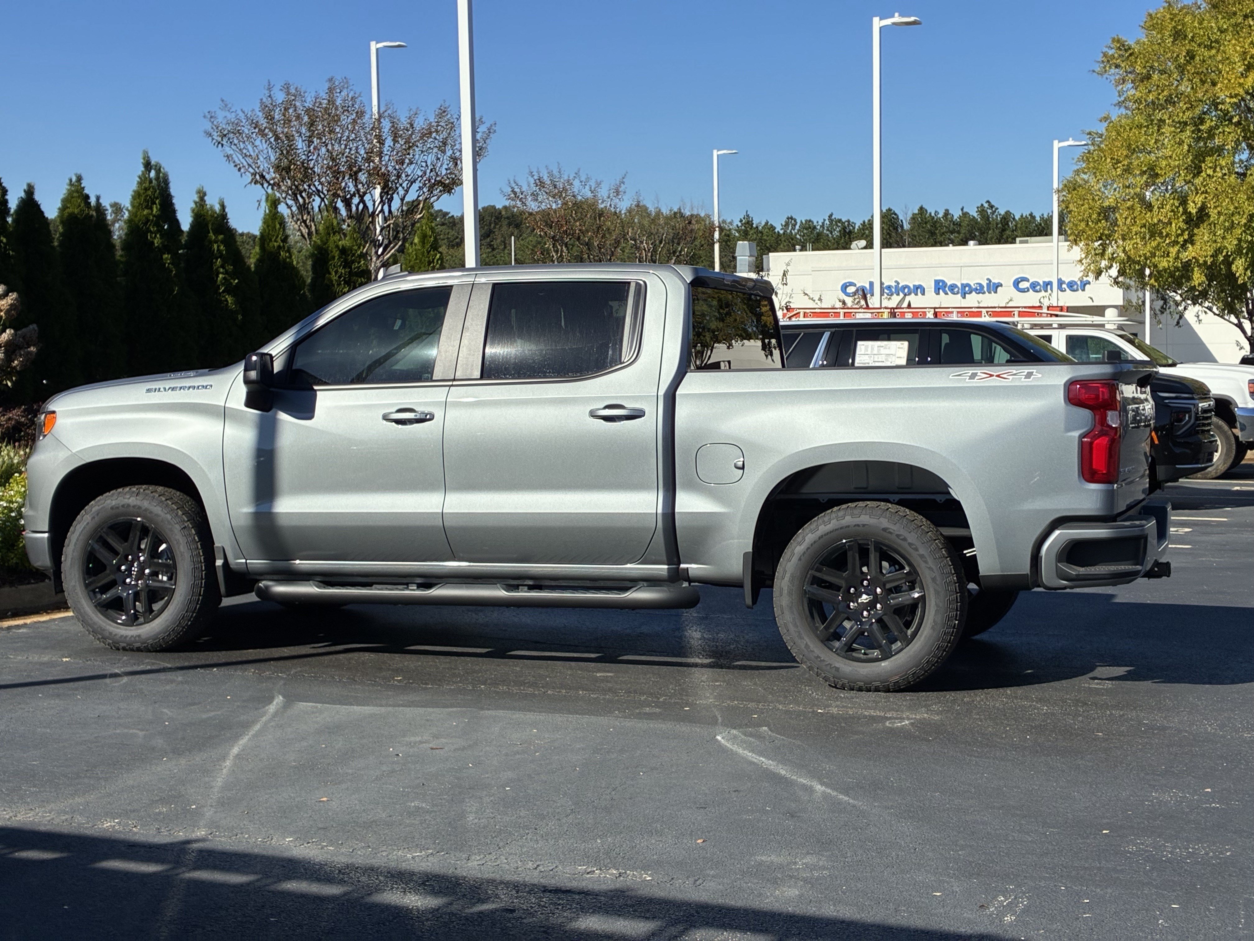 New 2026 Chevrolet Silverado 1500 RST w/ RST Select Package AWD/4WD image 9