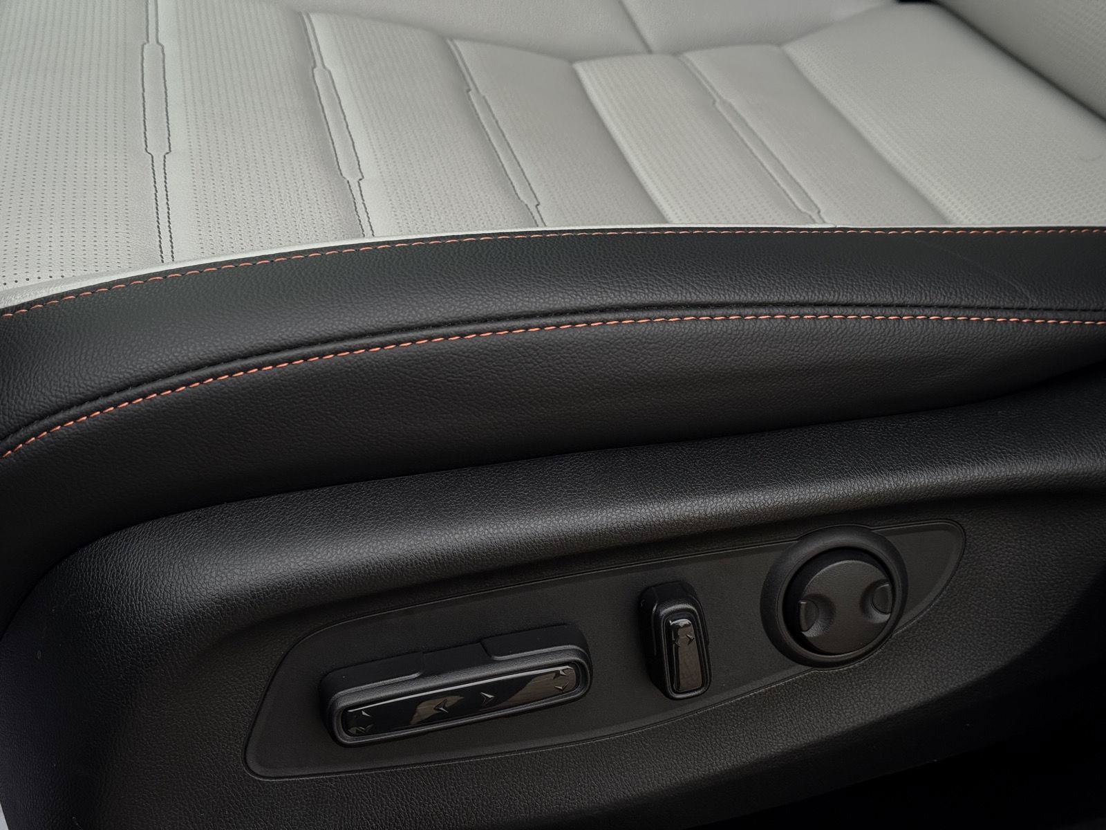 Certified 2026 Honda CR-V Sport Touring image 11