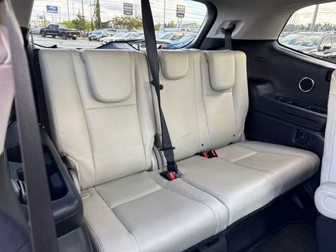 Used 2019 Subaru Ascent Limited w/ Popular Package #3 AWD/4WD image 14