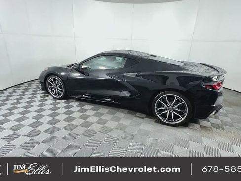 Certified 2025 Chevrolet Corvette Stingray Coupe w/ 1LT image 7