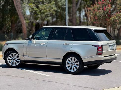 Used 2013 Land Rover Range Rover HSE AWD/4WD image 9