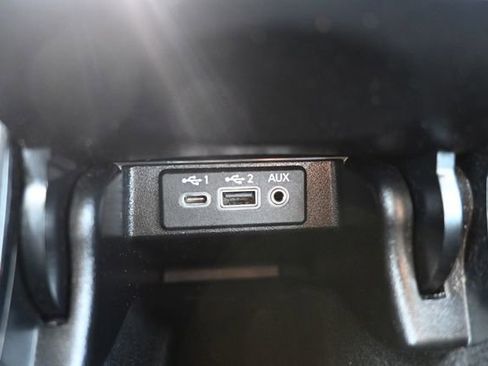 Used 2023 Nissan Maxima SL FWD image 30