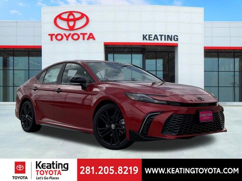 New 2026 Toyota Camry Hybrid image 1