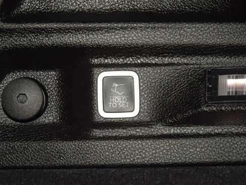 Used 2024 Jeep Grand Cherokee L Summit w/ Advanced Protech Group IV AWD/4WD image 27