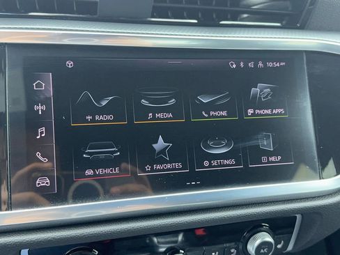 Used 2025 Audi Q3 2.0T Premium image 28