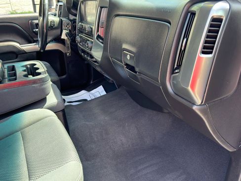 Used 2019 Chevrolet Silverado 1500 LT AWD/4WD image 27