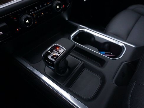 New 2026 Chevrolet Silverado 1500 RST w/ Dark Appearance Package image 16