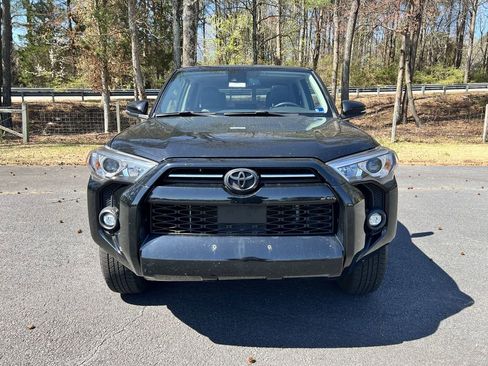 Used 2023 Toyota 4Runner SR5 Premium w/ Moonroof Package image 8