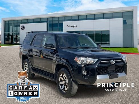 Used 2024 Toyota 4Runner TRD Off-Road Premium image 3