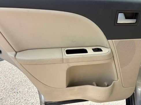 Used 2009 Mercury Sable Sedan FWD image 29