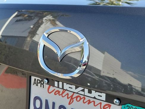 Used 2017 MAZDA MAZDA3 Sport w/ Preferred Equipment Package FWD image 26