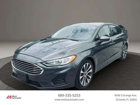 Used 2020 Ford Fusion SE AWD/4WD image 1