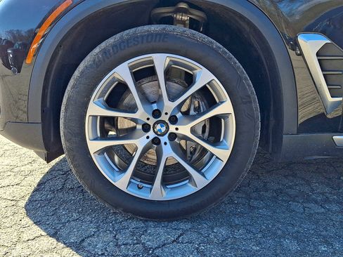 Certified 2024 BMW X5 xDrive40i AWD/4WD image 8