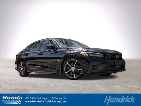 Used 2022 Honda Civic Touring image 1