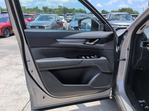 Used 2025 MAZDA CX-5 AWD 2.5 S w/ Preferred Package image 11